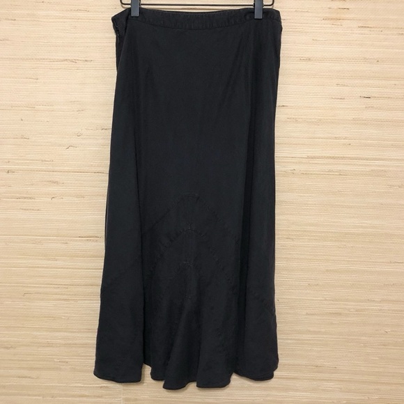 J.Jill Black Linen A-Line Midi Skirt Size 8P - Picture 4 of 7